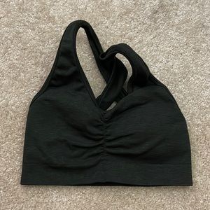 Alphalete sports bra